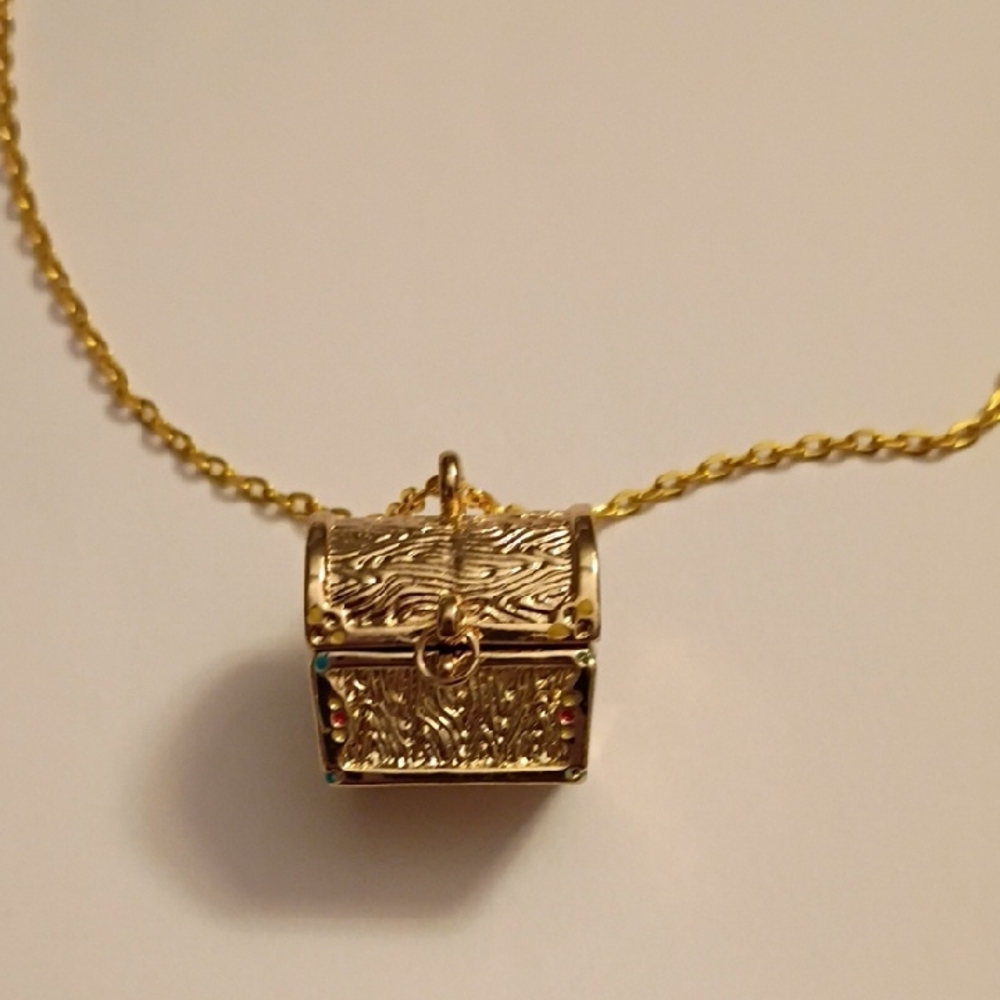 Golden Chest Pendant Necklace